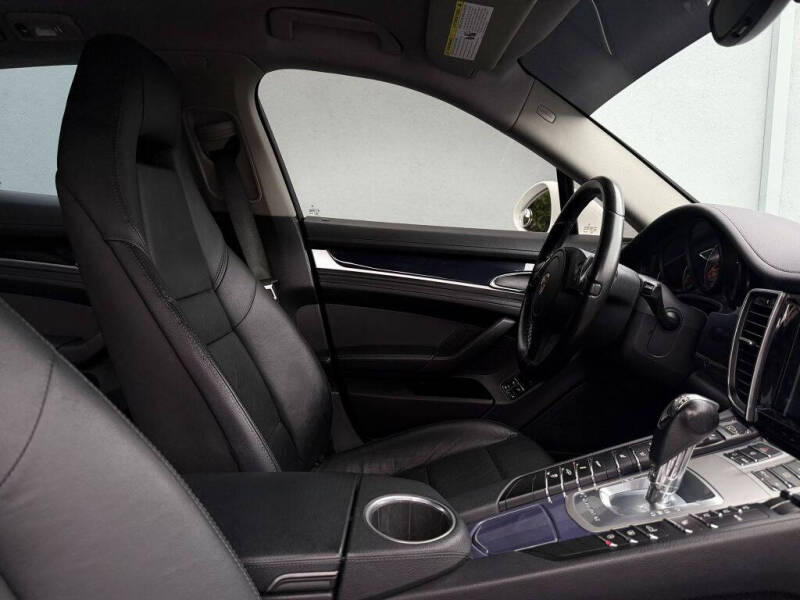 2011 Porsche Panamera S