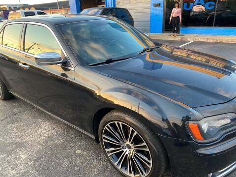 2013 Chrysler 300 for sale at Urban Auto Connection in Richmond VA