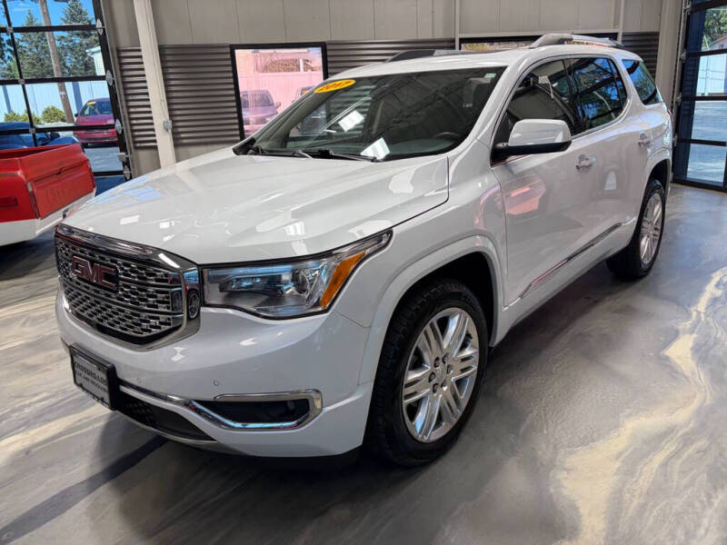 2017 GMC Acadia Denali