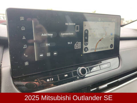 2025 Mitsubishi Outlander SE