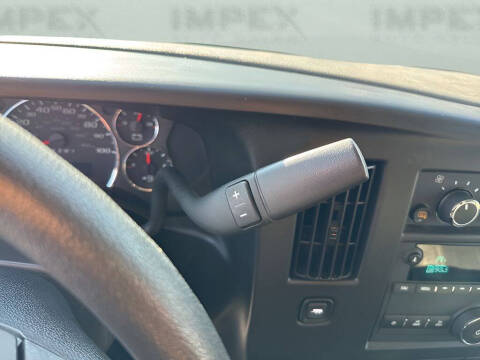 2024 Chevrolet Express 2500