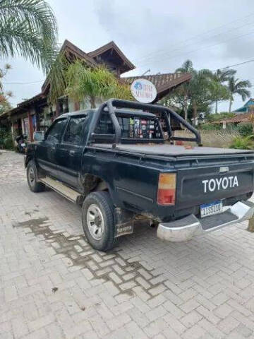 1999 Toyota Hilux