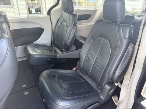 2018 Chrysler Pacifica Touring L