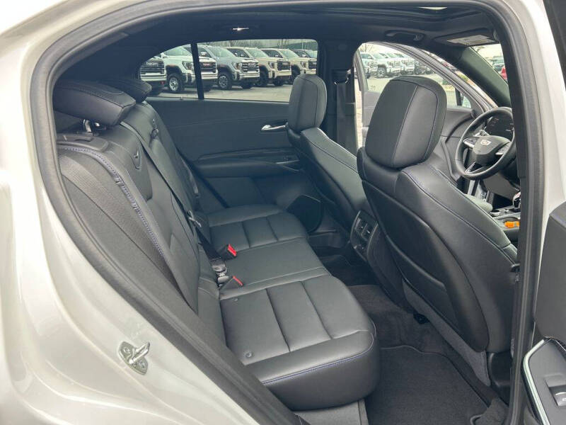 2025 Cadillac XT4 Sport