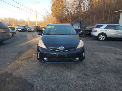 2012 Toyota Prius v Three