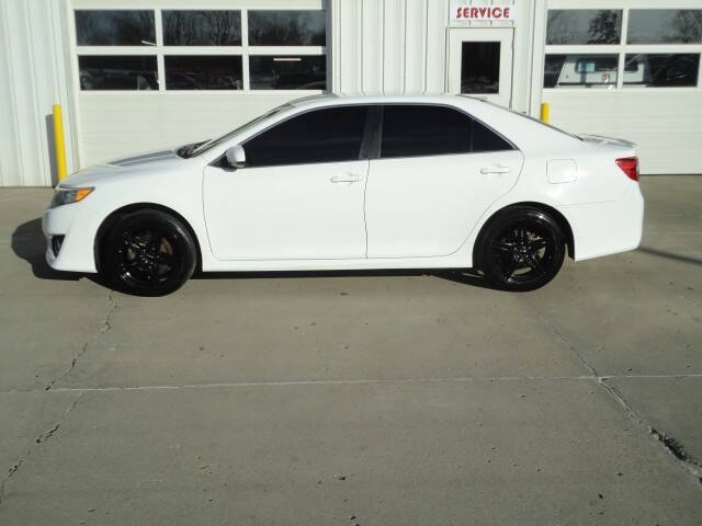 2014 Toyota Camry SE