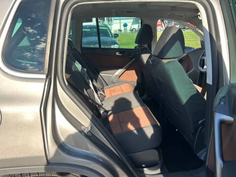 2009 Volkswagen Tiguan SE 4Motion