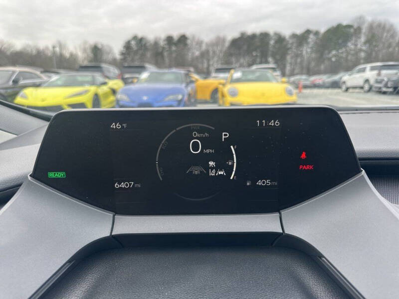 2025 Toyota Prius XLE