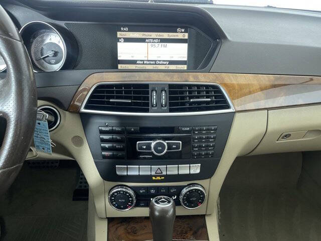 2012 Mercedes-Benz C-Class C 300 Luxury 4MATIC