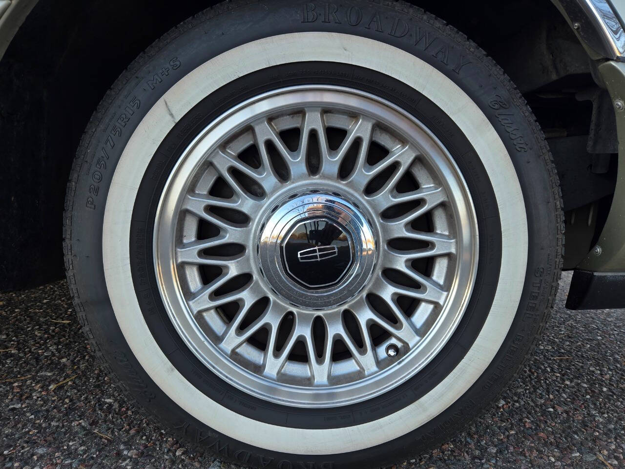 1997 Lincoln Town Car 153