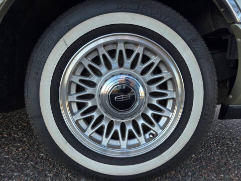 1997 Lincoln Town Car Executive