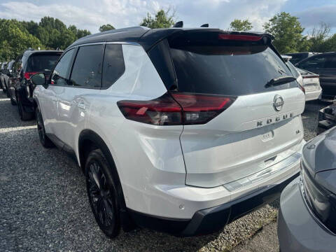 2025 Nissan Rogue SL