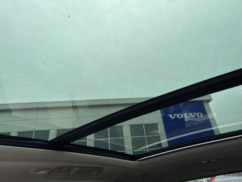 2023 Volvo XC90 B5 Plus Bright Theme
