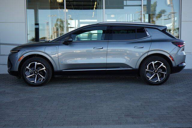 2025 Chevrolet Equinox EV LT 2
