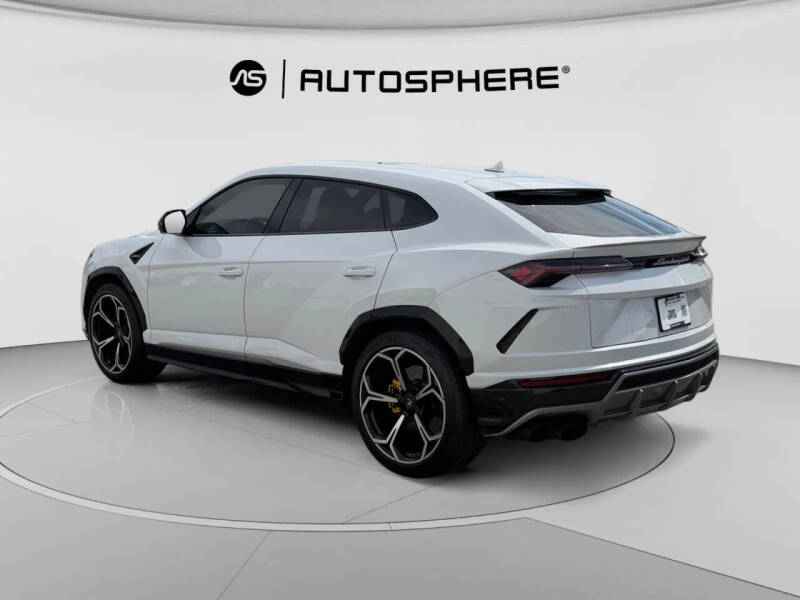 2019 Lamborghini Urus