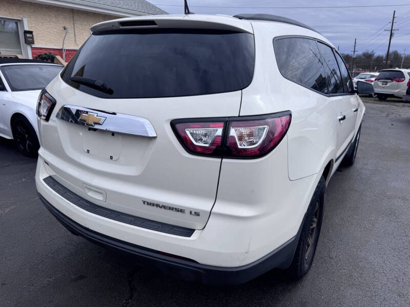 2015 Chevrolet Traverse LS