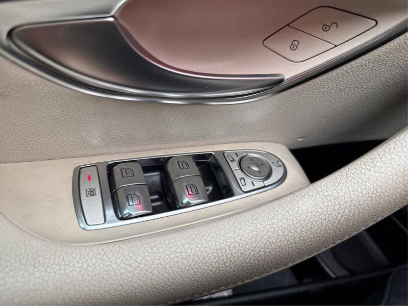 2018 Mercedes-Benz E-Class E 300