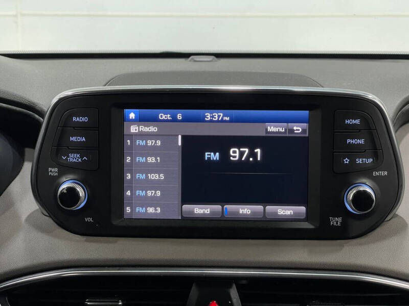 2020 Hyundai Santa Fe SE