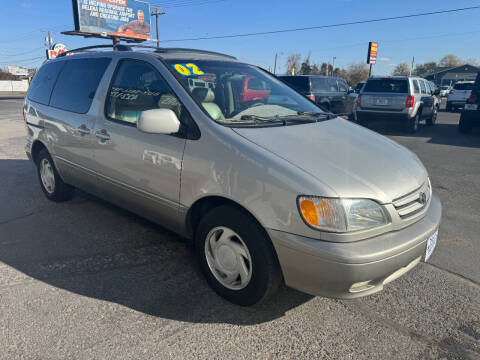 2002 Toyota Sienna for sale at Kevs Auto Sales in Helena MT