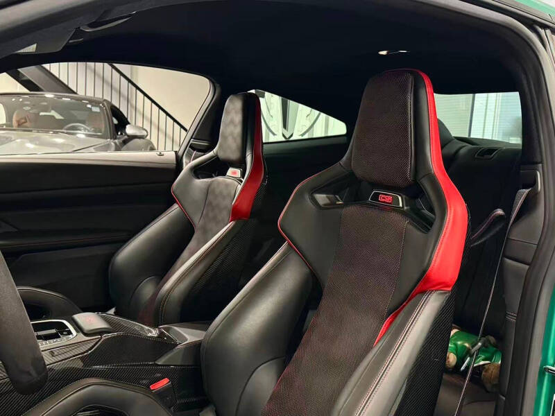 2025 BMW M4 CS