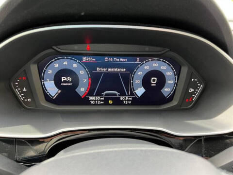 2023 Audi Q3 quattro S line Premium 45 TFSI