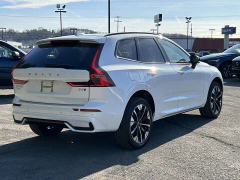 2026 Volvo XC60 B5 Plus