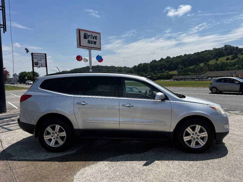 2011 Chevrolet Traverse LT