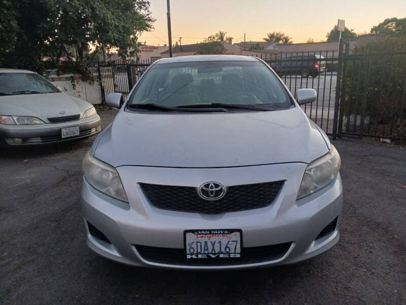 2009 Toyota Corolla LE photo 5