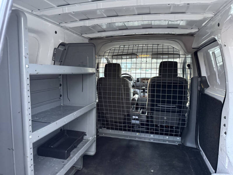 2017 Nissan NV200 SV