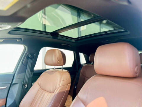 2019 Audi e-tron quattro Prestige