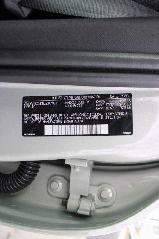 2020 Volvo V60 T5 Momentum