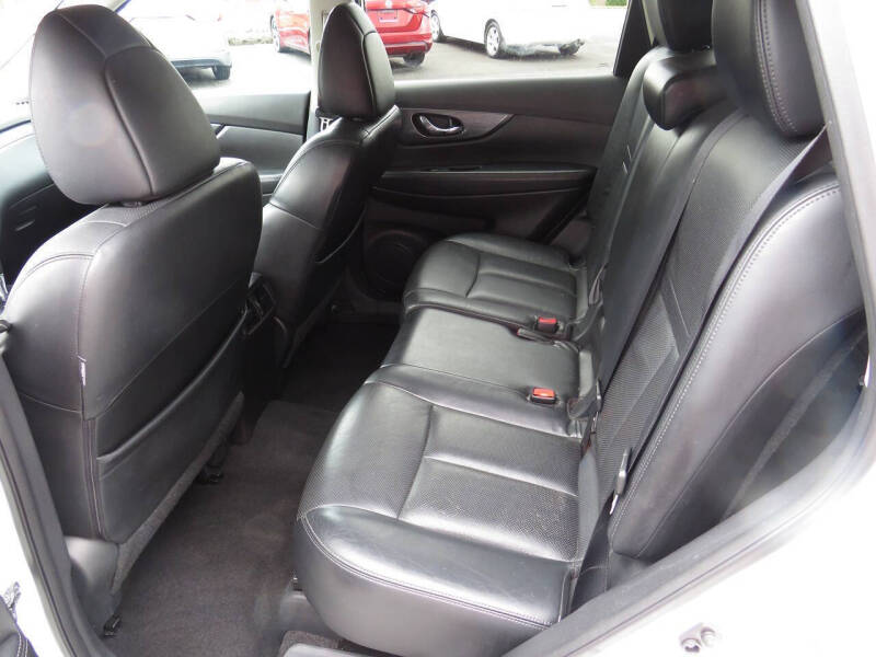 2015 Nissan Rogue SL