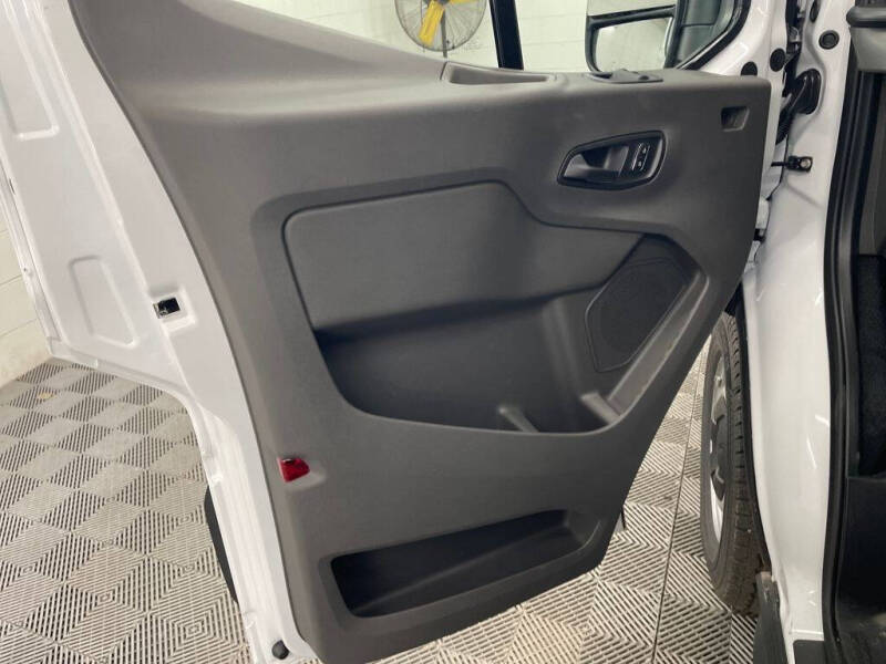 2026 Ford Transit 250