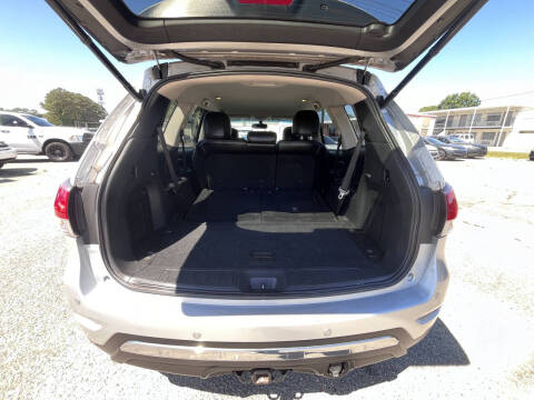 2015 Nissan Pathfinder SL