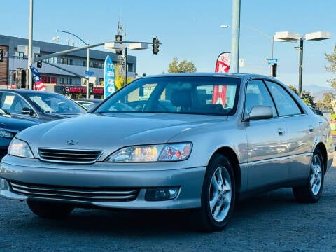 2001 Lexus ES 300 for sale at MotorMax in San Diego CA