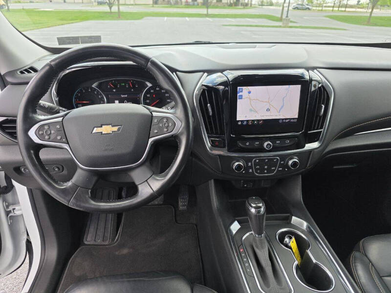 2020 Chevrolet Traverse LT Leather