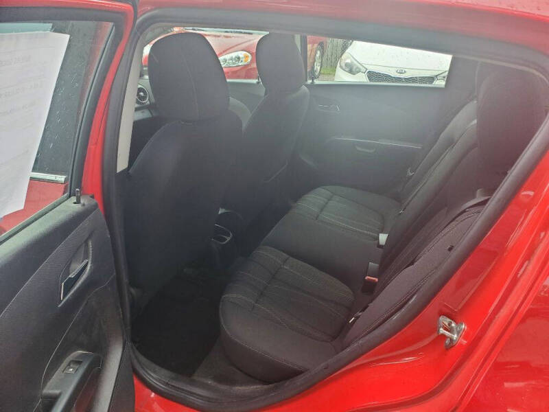 2016 Chevrolet Sonic LT Auto