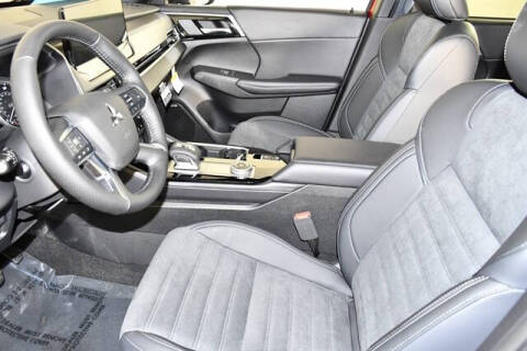 2026 Mitsubishi Outlander LE