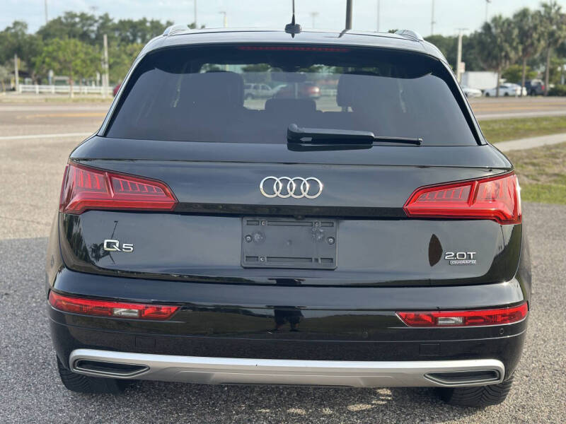2018 Audi Q5 2.0T quattro Premium Plus