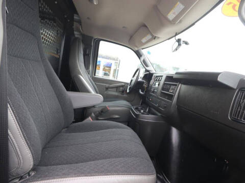2025 GMC Savana 2500