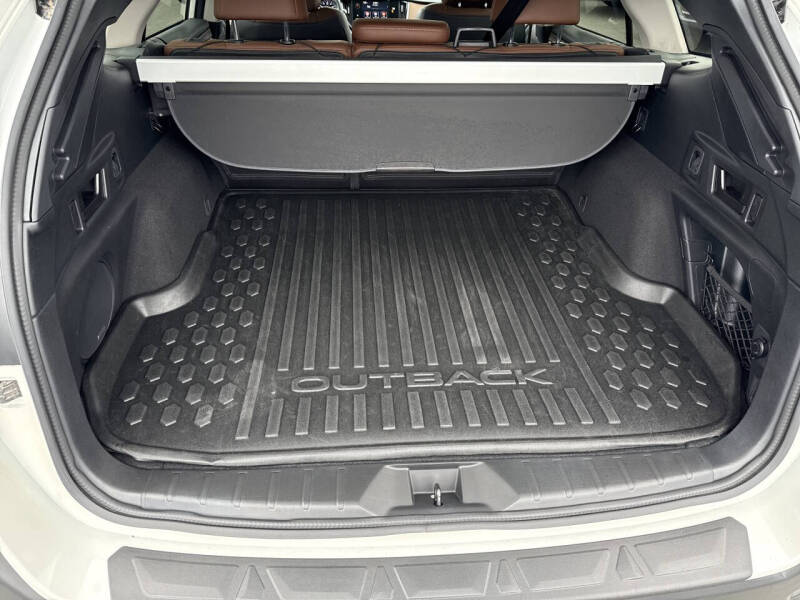 2021 Subaru Outback Touring XT