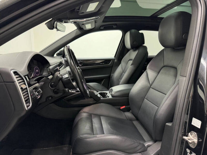 2022 Porsche Cayenne