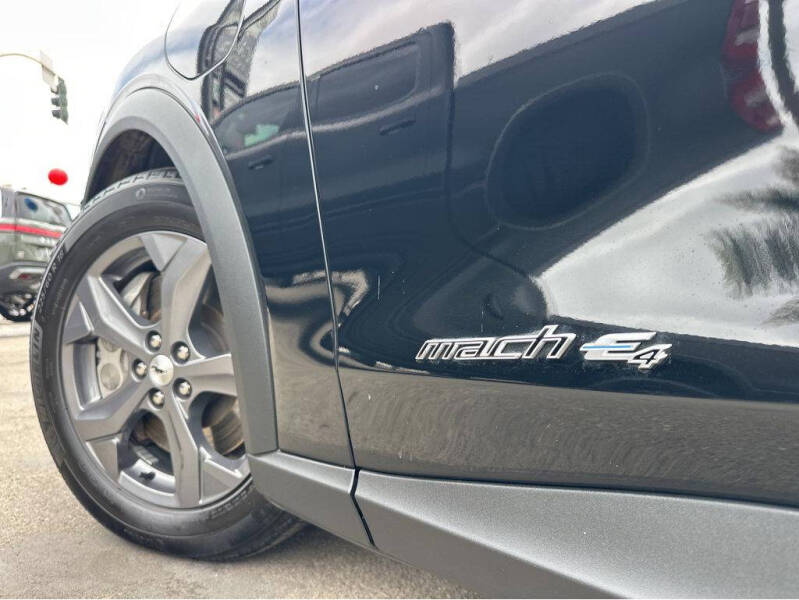 2023 Ford Mustang Mach-E Select