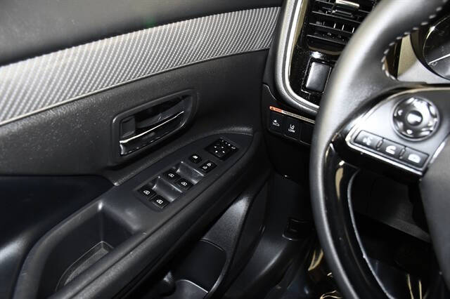 2020 Mitsubishi Outlander SEL