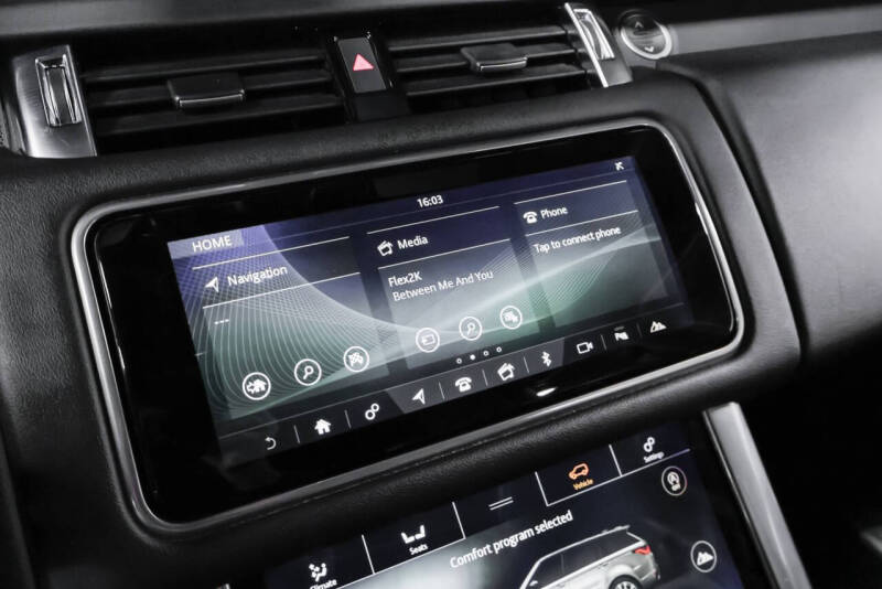 2022 Land Rover Range Rover Sport HSE Silver Edition