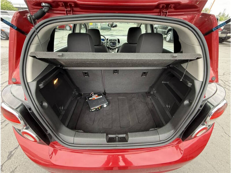 2014 Chevrolet Sonic LT Manual