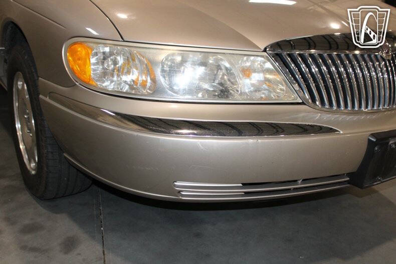 1999 Lincoln Continental