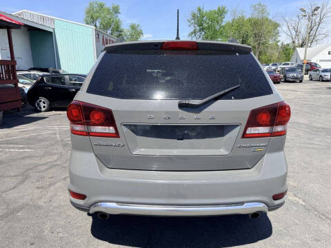 2019 Dodge Journey Crossroad