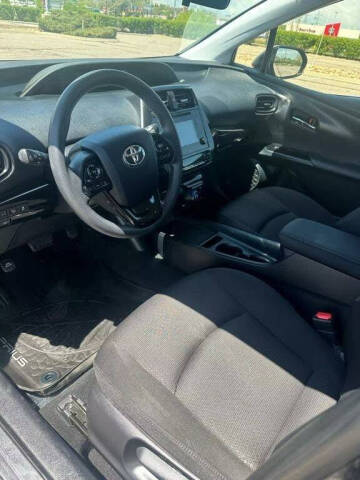 2019 Toyota Prius LE AWD-e