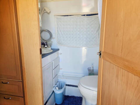2005 Pleasure Way Plateau TS